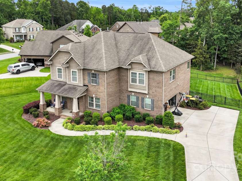 2655 Stonewood View, Kannapolis, NC 28081.  MLS# CAR4250077, YatesRealty ID 15607. 