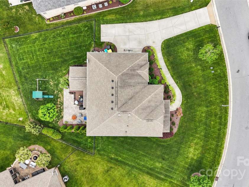 2655 Stonewood View, Kannapolis, NC 28081.  MLS# CAR4250077, YatesRealty ID 15607. 