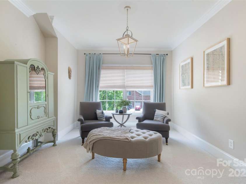101 Stonehurst Lane, Waxhaw, NC 28173.  MLS# CAR4249062, YatesRealty ID 15608. Primary Sitting Room