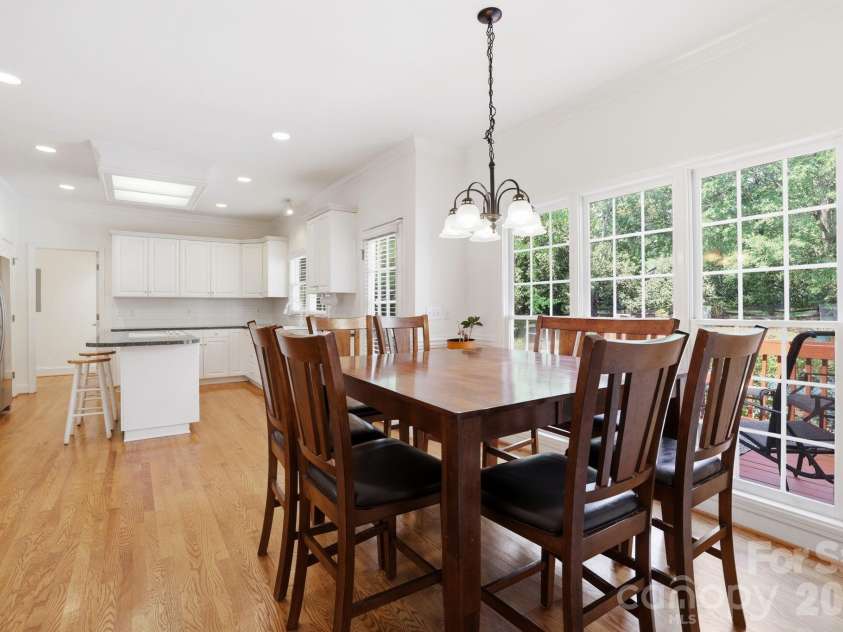 5510 Providence Glen Road, Charlotte, NC 28270.  MLS# CAR4371962, YatesRealty ID 15608. 