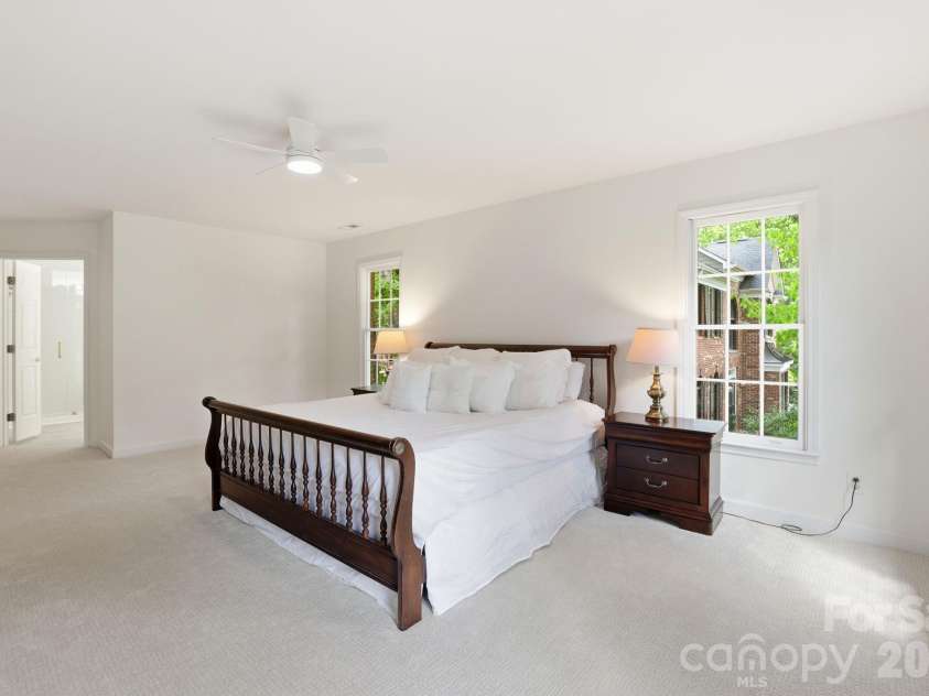 5510 Providence Glen Road, Charlotte, NC 28270.  MLS# CAR4371962, YatesRealty ID 15608. 