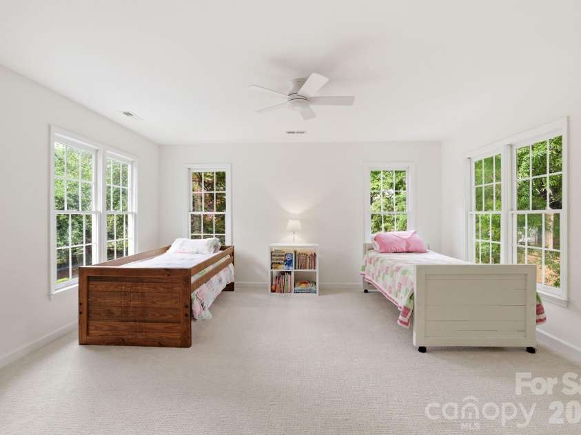 5510 Providence Glen Road, Charlotte, NC 28270.  MLS# CAR4371962, YatesRealty ID 15608. 