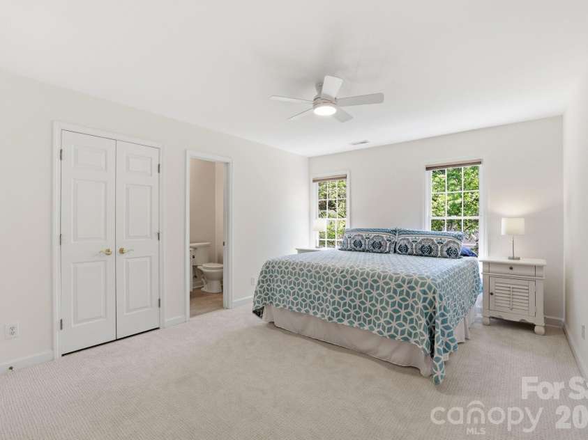 5510 Providence Glen Road, Charlotte, NC 28270.  MLS# CAR4371962, YatesRealty ID 15608. 