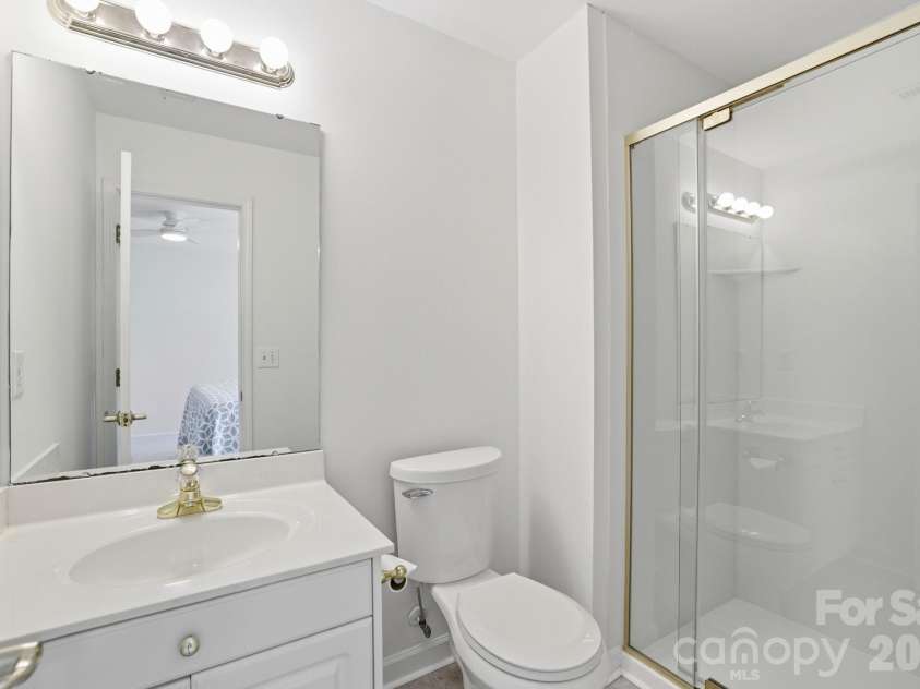 5510 Providence Glen Road, Charlotte, NC 28270.  MLS# CAR4371962, YatesRealty ID 15608. 