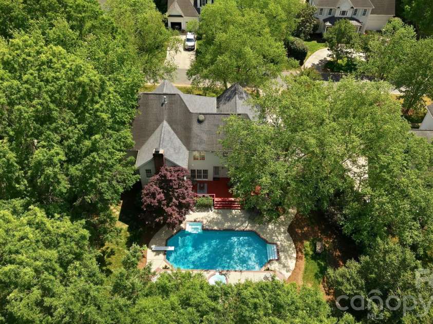 5510 Providence Glen Road, Charlotte, NC 28270.  MLS# CAR4371962, YatesRealty ID 15608. 