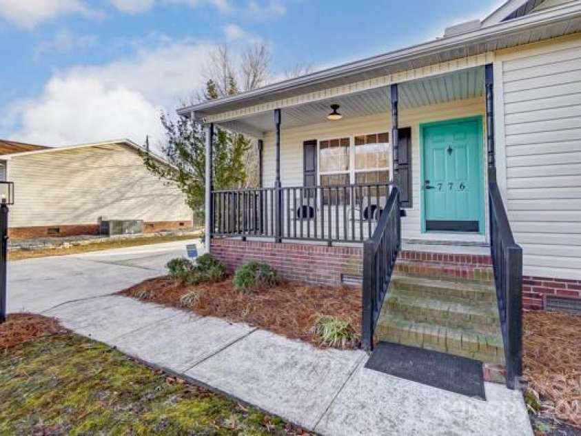 776 Washington Lane, Kannapolis, NC 28083.  MLS# CAR4218961, YatesRealty ID 1561. 