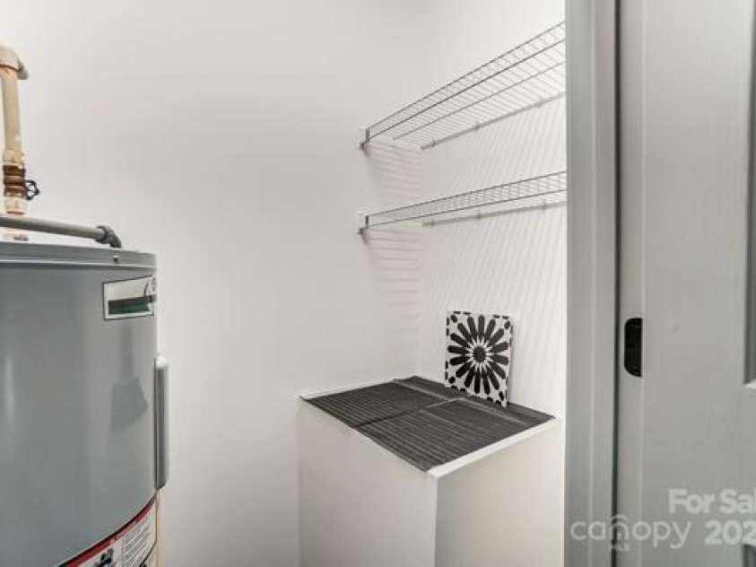 776 Washington Lane, Kannapolis, NC 28083.  MLS# CAR4218961, YatesRealty ID 1561. 