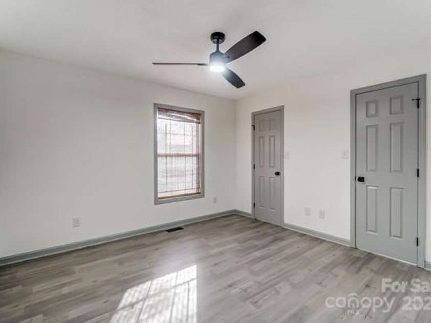 776 Washington Lane, Kannapolis, NC 28083.  MLS# CAR4218961, YatesRealty ID 1561. 