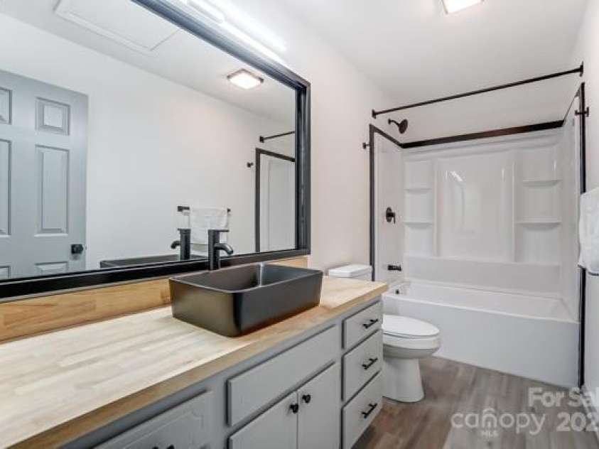 776 Washington Lane, Kannapolis, NC 28083.  MLS# CAR4218961, YatesRealty ID 1561. 