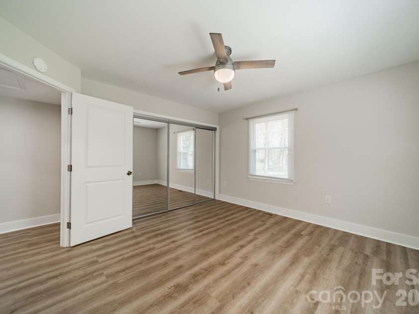 2023 Briarwood Circle, Fort Mill, SC 29715.  MLS# CAR4361008, YatesRealty ID 15610. 