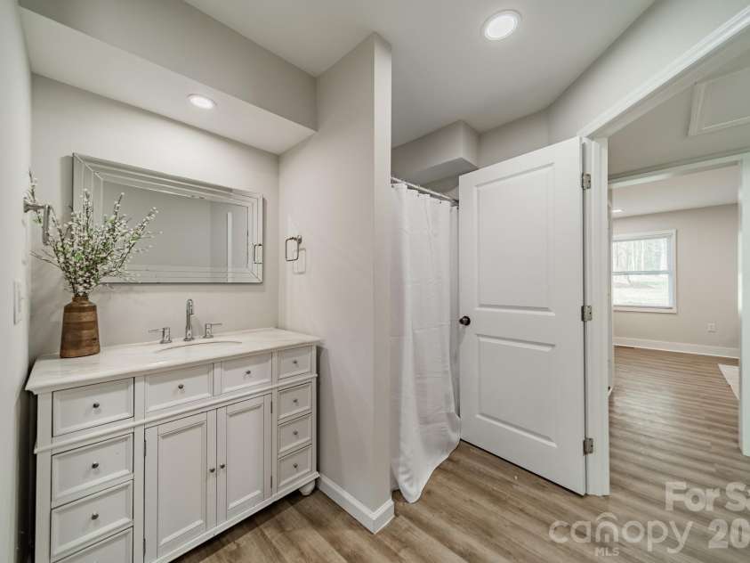 2023 Briarwood Circle, Fort Mill, SC 29715.  MLS# CAR4361008, YatesRealty ID 15610. 