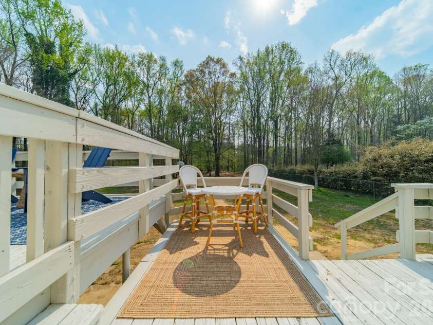 2023 Briarwood Circle, Fort Mill, SC 29715.  MLS# CAR4361008, YatesRealty ID 15610. 