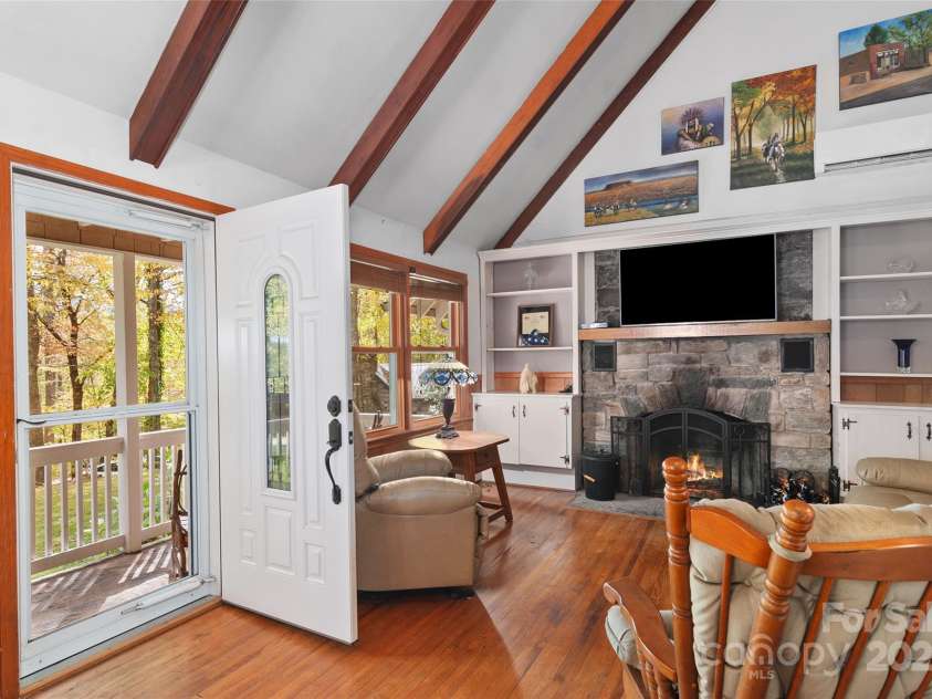 1233 Fie Top Road, Maggie Valley, NC 28751.  MLS# CAR4191937, YatesRealty ID 15611. 