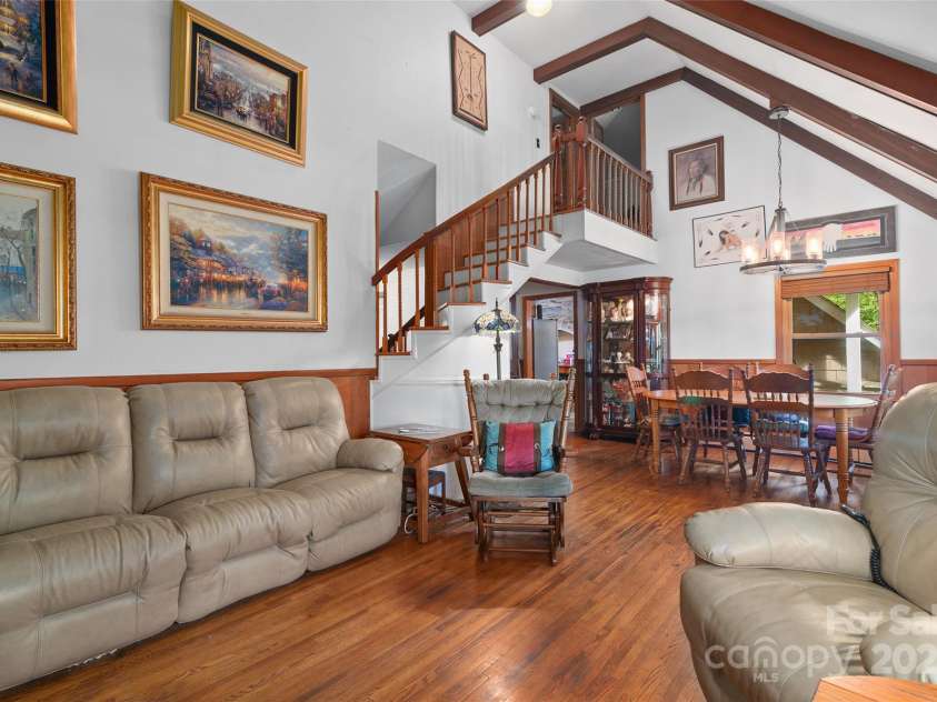 1233 Fie Top Road, Maggie Valley, NC 28751.  MLS# CAR4191937, YatesRealty ID 15611. 