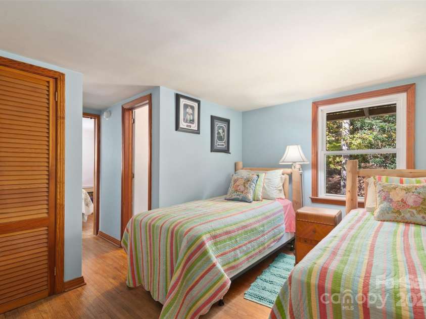 1233 Fie Top Road, Maggie Valley, NC 28751.  MLS# CAR4191937, YatesRealty ID 15611. 