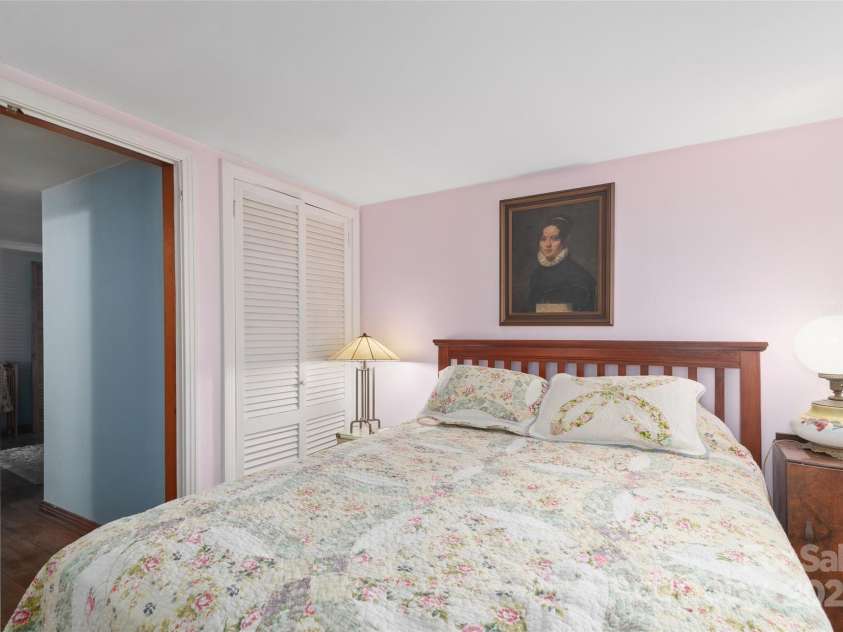 1233 Fie Top Road, Maggie Valley, NC 28751.  MLS# CAR4191937, YatesRealty ID 15611. 