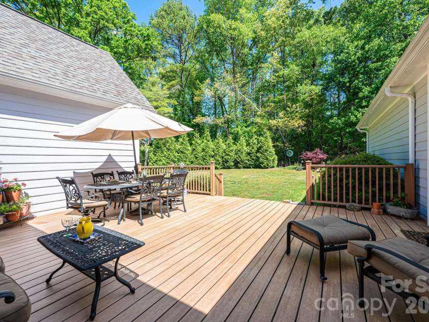 3085 James Street, Catawba, NC 28609.  MLS# CAR4364096, YatesRealty ID 15612. 