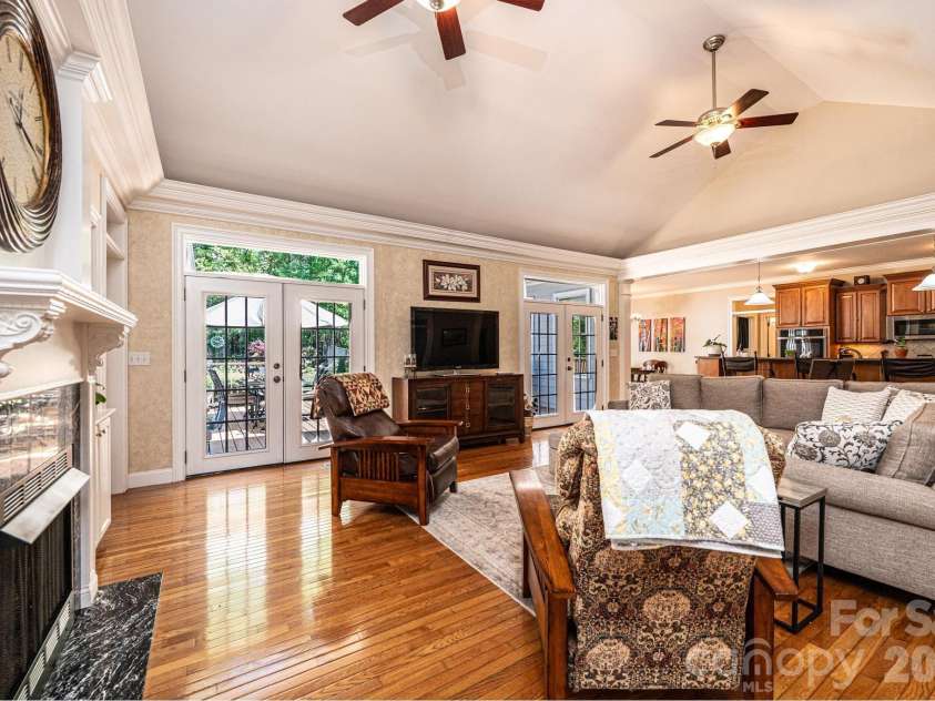 3085 James Street, Catawba, NC 28609.  MLS# CAR4364096, YatesRealty ID 15612. 