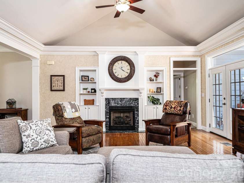 3085 James Street, Catawba, NC 28609.  MLS# CAR4364096, YatesRealty ID 15612. 