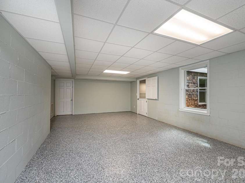 3085 James Street, Catawba, NC 28609.  MLS# CAR4364096, YatesRealty ID 15612. 
