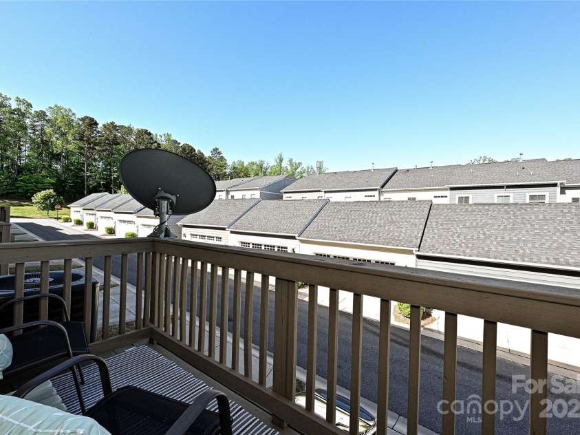11741 Blessington Road, Huntersville, NC 28078.  MLS# CAR4252837, YatesRealty ID 15613. Deck/ Balcony
