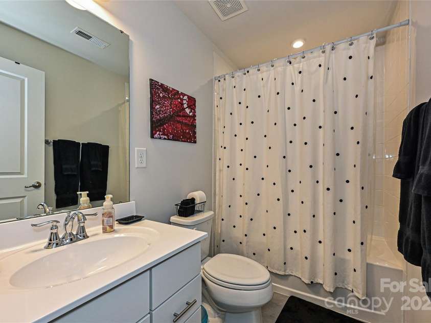 11741 Blessington Road, Huntersville, NC 28078.  MLS# CAR4252837, YatesRealty ID 15613. Finished Basement Full Bath