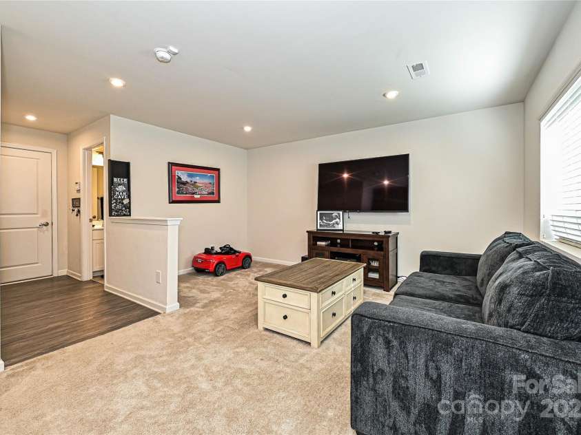 11741 Blessington Road, Huntersville, NC 28078.  MLS# CAR4252837, YatesRealty ID 15613. Finished Basement Recreation Room