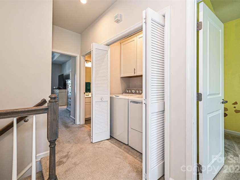 11741 Blessington Road, Huntersville, NC 28078.  MLS# CAR4252837, YatesRealty ID 15613. Laundry/ Landing