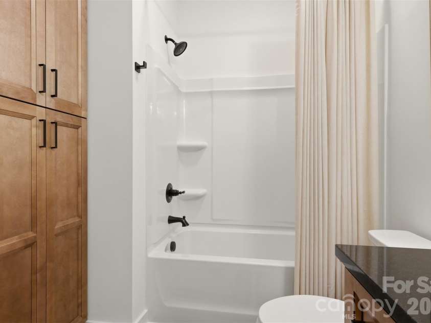 207 Haven Hill Road, Lexington, NC 27292.  MLS# CAR4368092, YatesRealty ID 15613. 