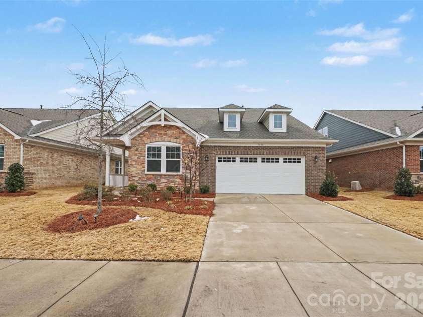 3606 Marchers Trace Drive, Charlotte, NC 28227.  MLS# CAR4344114, YatesRealty ID 15614. 