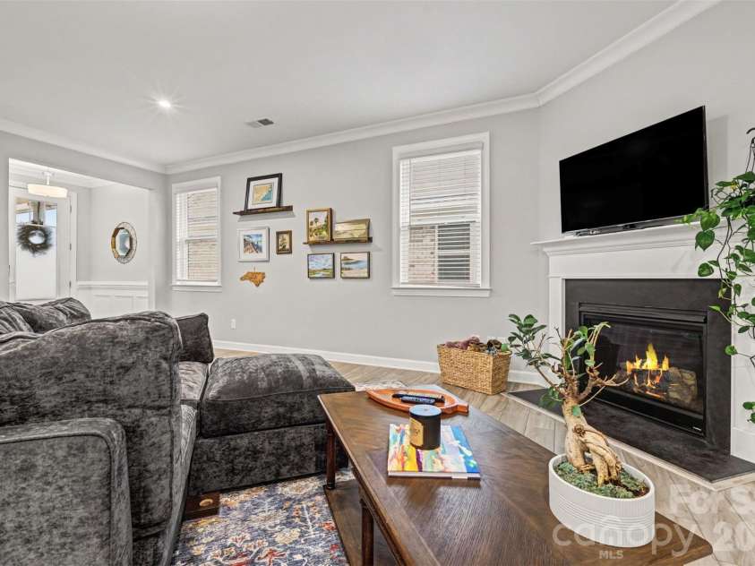 3606 Marchers Trace Drive, Charlotte, NC 28227.  MLS# CAR4344114, YatesRealty ID 15614. 