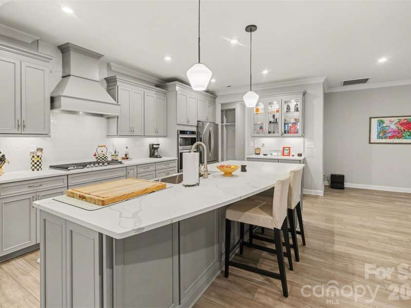 3606 Marchers Trace Drive, Charlotte, NC 28227.  MLS# CAR4344114, YatesRealty ID 15614. 