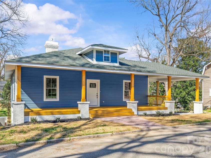 109 College Street, Monroe, NC 28112.  MLS# CAR4356719, YatesRealty ID 15615. 