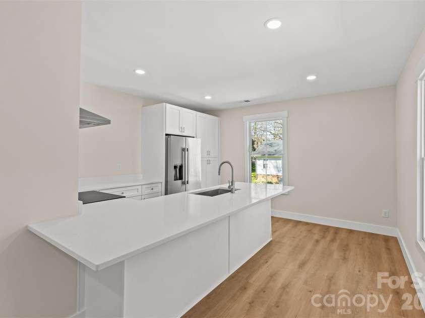 109 College Street, Monroe, NC 28112.  MLS# CAR4356719, YatesRealty ID 15615. 