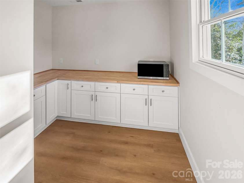 109 College Street, Monroe, NC 28112.  MLS# CAR4356719, YatesRealty ID 15615. 