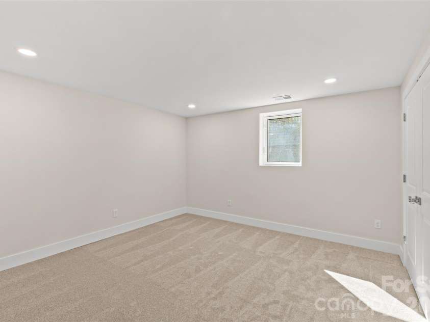 109 College Street, Monroe, NC 28112.  MLS# CAR4356719, YatesRealty ID 15615. 