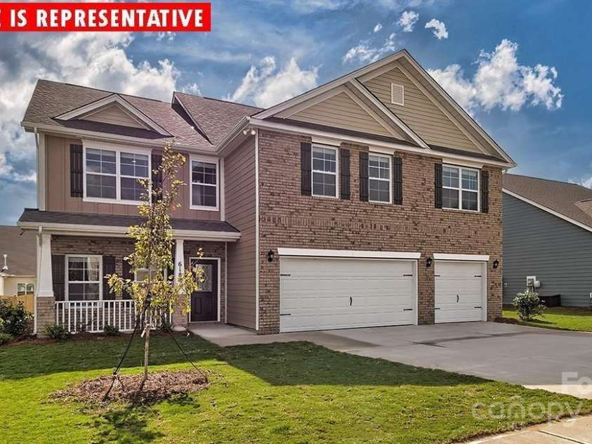 7330 Stonehouse Drive, Gastonia, NC 28056.  MLS# CAR4242754, YatesRealty ID 15615. 