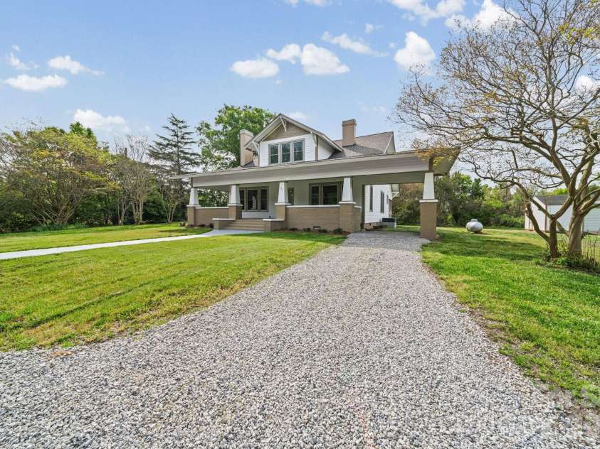 511 Passaic Street, Peachland, NC 28133.  MLS# CAR4367830, YatesRealty ID 15616. 