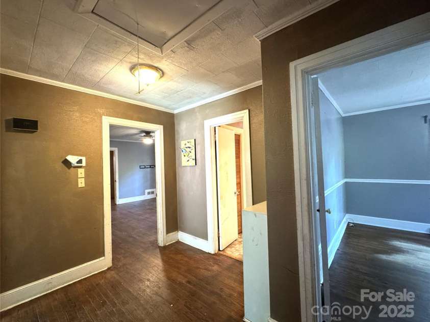 616 Oakwood Avenue, Albemarle, NC 28001.  MLS# CAR4259660, YatesRealty ID 15616. 