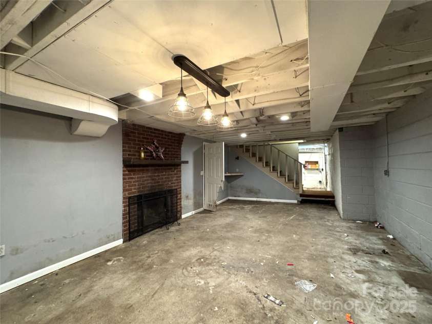 616 Oakwood Avenue, Albemarle, NC 28001.  MLS# CAR4259660, YatesRealty ID 15616. 