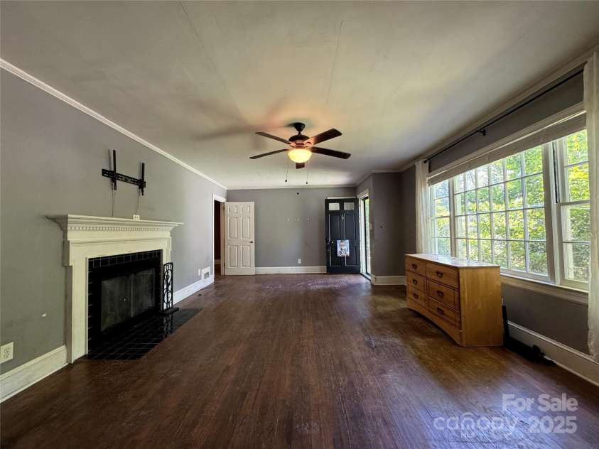 616 Oakwood Avenue, Albemarle, NC 28001.  MLS# CAR4259660, YatesRealty ID 15616. 