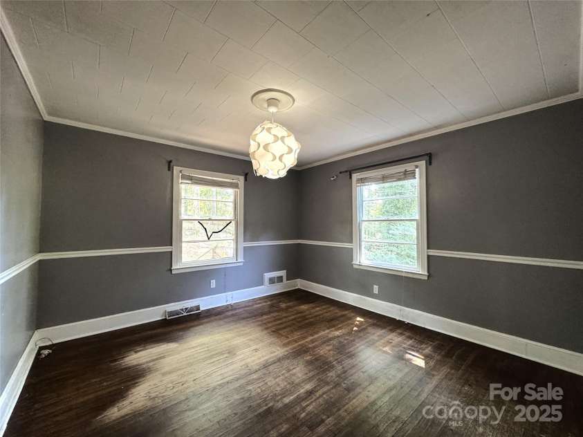 616 Oakwood Avenue, Albemarle, NC 28001.  MLS# CAR4259660, YatesRealty ID 15616. 