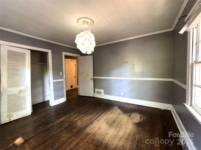 616 Oakwood Avenue, Albemarle, NC 28001.  MLS# CAR4259660, YatesRealty ID 15616. 