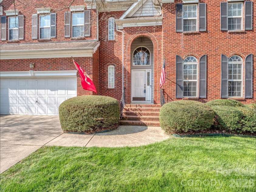 6416 Red Maple Drive, Charlotte, NC 28277.  MLS# CAR4357994, YatesRealty ID 15617. 