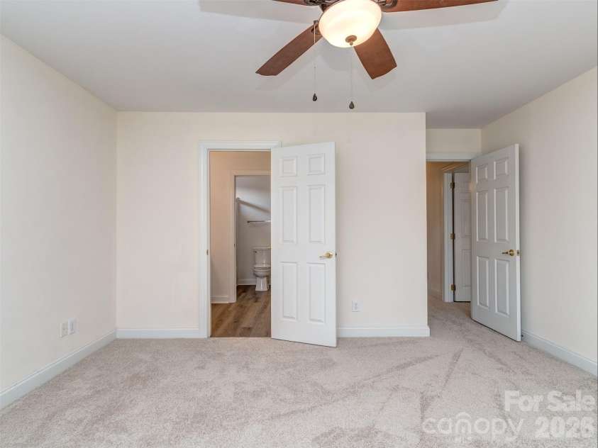 6416 Red Maple Drive, Charlotte, NC 28277.  MLS# CAR4357994, YatesRealty ID 15617. 