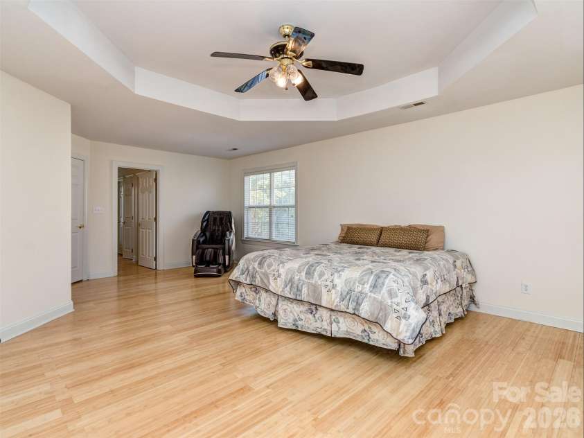 6416 Red Maple Drive, Charlotte, NC 28277.  MLS# CAR4357994, YatesRealty ID 15617. 