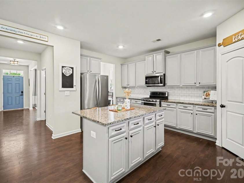 514 Tack Lane, Midland, NC 28107.  MLS# CAR4358317, YatesRealty ID 15618. 