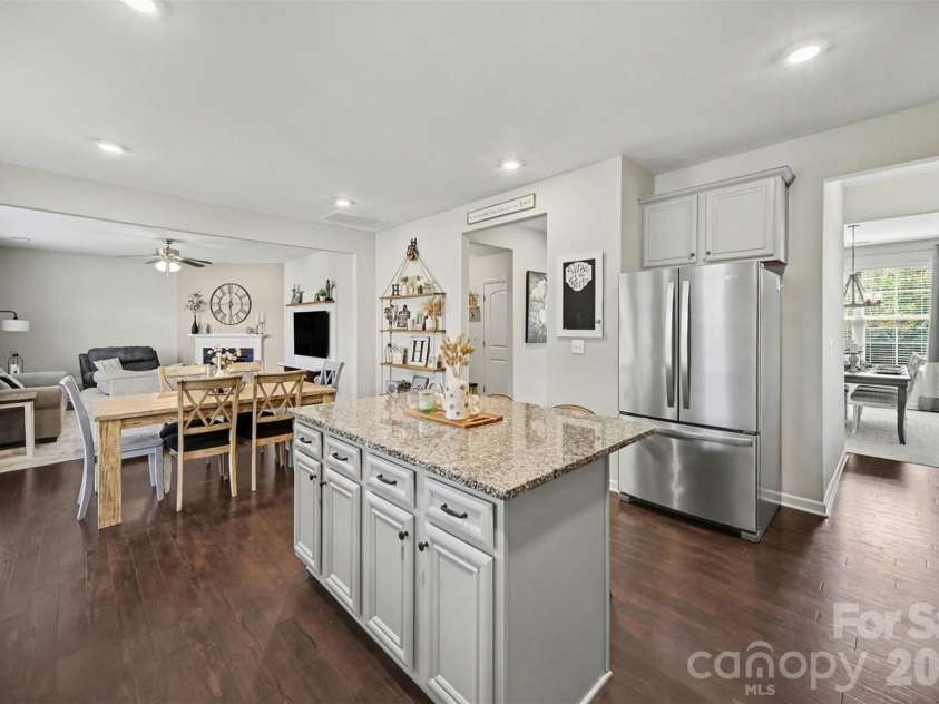 514 Tack Lane, Midland, NC 28107.  MLS# CAR4358317, YatesRealty ID 15618. Open floorplan perfect for entertaining.