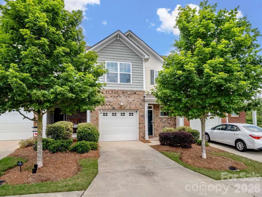 3306 Yarmouth Lane, Gastonia, NC 28056.  MLS# CAR4357646, YatesRealty ID 15619. 