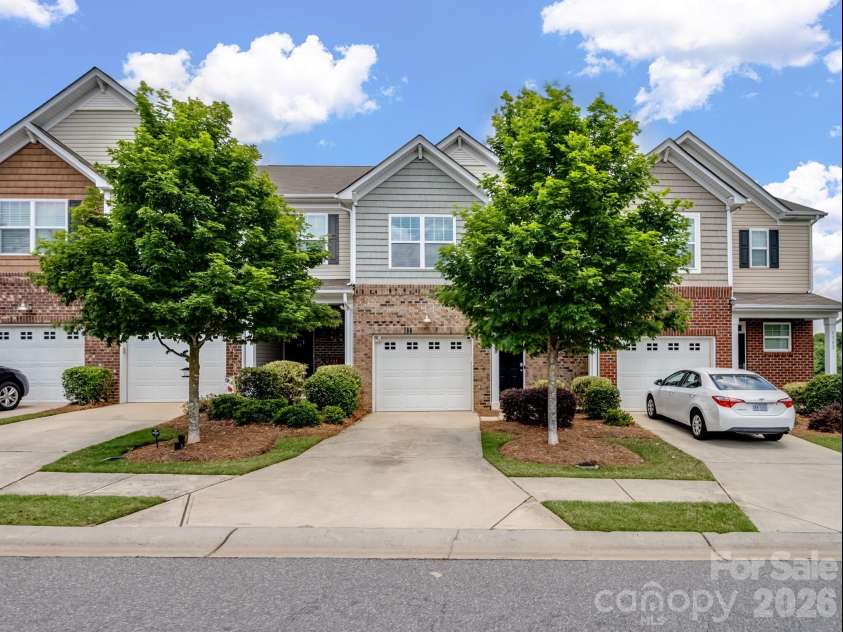 3306 Yarmouth Lane, Gastonia, NC 28056.  MLS# CAR4357646, YatesRealty ID 15619. 